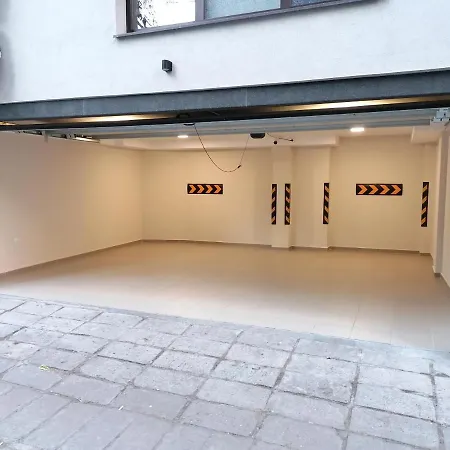 Noris With Garage Апартаменты *