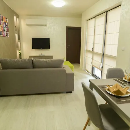 Noris With Garage Апартаменты