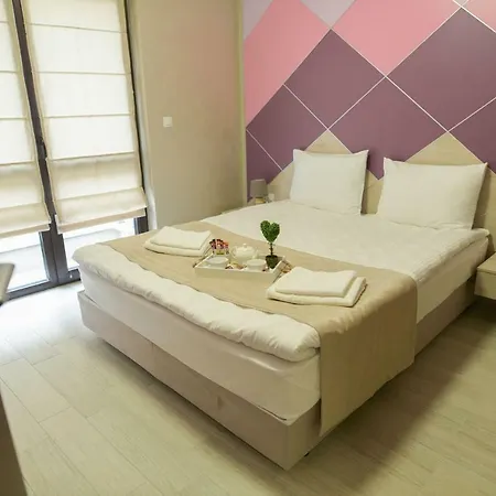 Апартамент Noris With Garage Пловдив