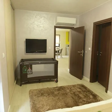 Noris With Garage * بلوفديف