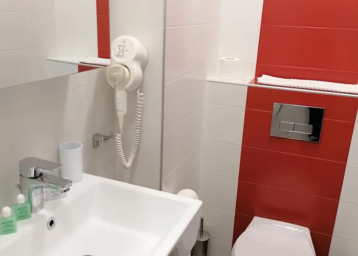 Апартаменти Noris With Garage *