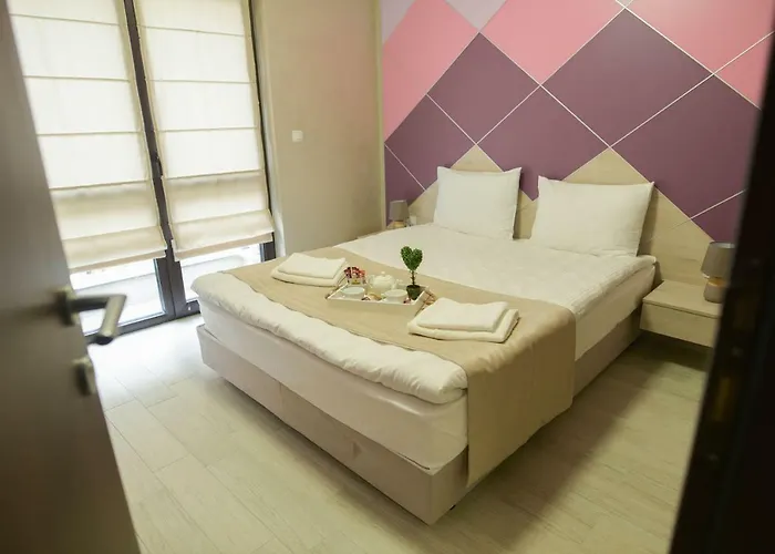 Апартаменти Noris With Garage Пловдив